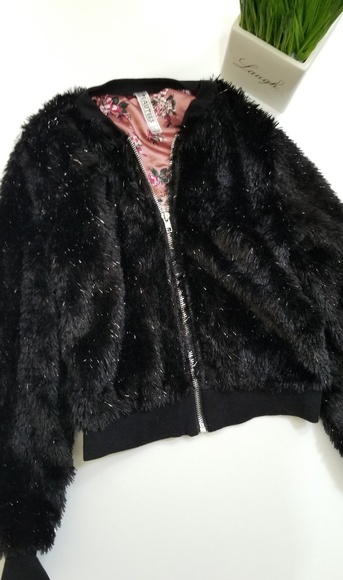 Beauties furry bomber jacket size8 Large - Picture 1 of 3